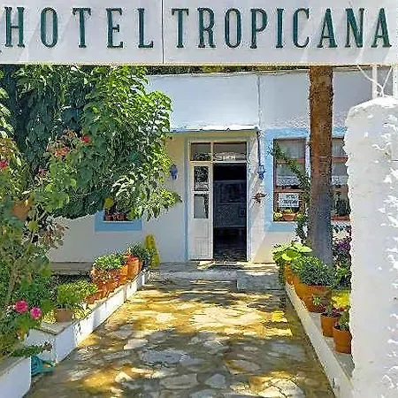 Tropicana Hotel 2*